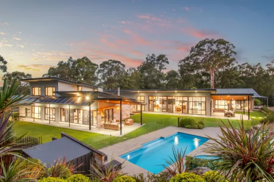 Private 84-Square Architectural Retreat