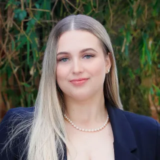 Jessica Thomson - Real Estate Agent