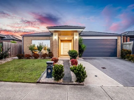 Spacious Family Living in a Prime Location