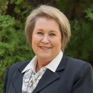 Kathy Roberts - Real Estate Agent
