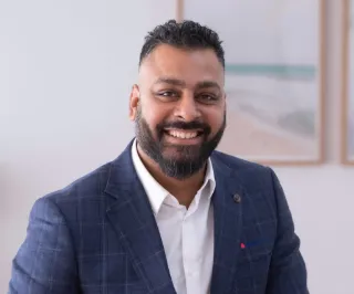 Thiru Siva - Real Estate Agent