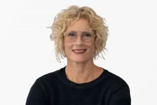 Tracy Yells - Real Estate Agent