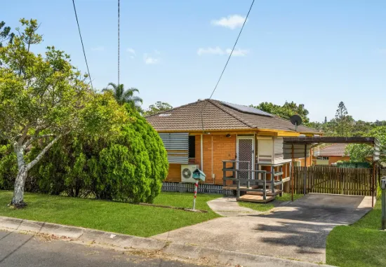 First Time Offered in 50 Years - A Solid, Much-Loved Classic on a Spacious 696m2