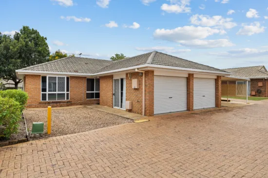 Vacant & Immaculate 2 Bedroom Villa in Strathpine Gardens