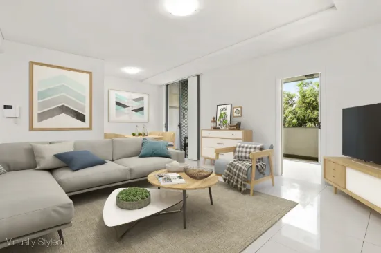 Chic Apartment with Versatile Multipurpose Room