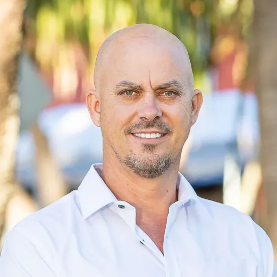 Damien  Gomersall - Real Estate Agent at Ray White Rural Agnes Water - AGNES WATER