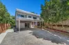 FANTASTIC VALUE ... VERY PRIVATE ... PERFECTLY PRESENTED ... MOVE STRAIGHT IN !!!