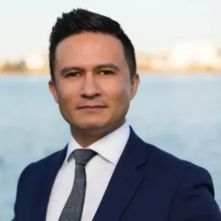 Hamilton Orellana - Real Estate Agent