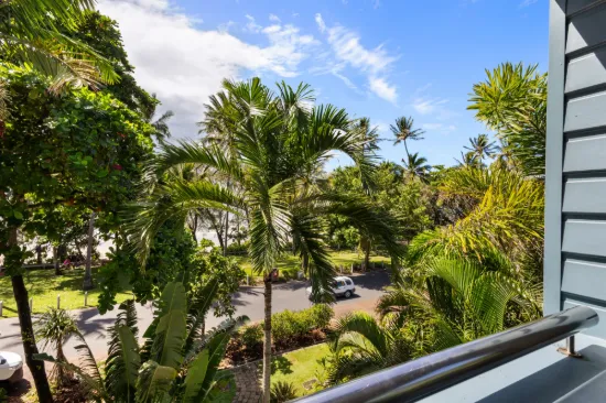 BEACHFRONT INVESTMENT LUXURY
