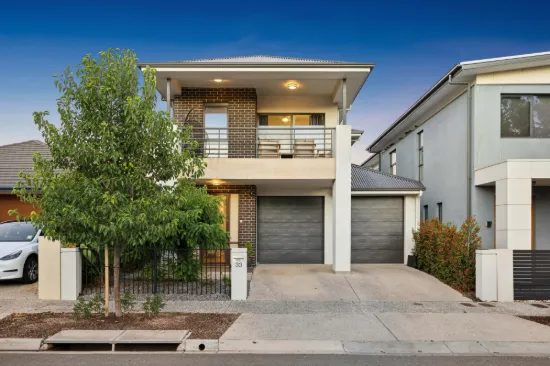 Contemporary Family Living With Space, Style and a Spa!