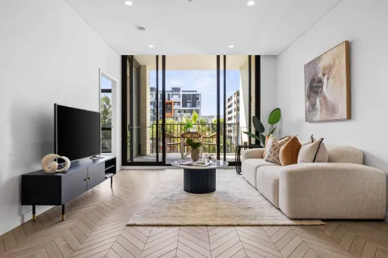 Stylish 3-Bedroom Apartment with Parking in 'The Finery'