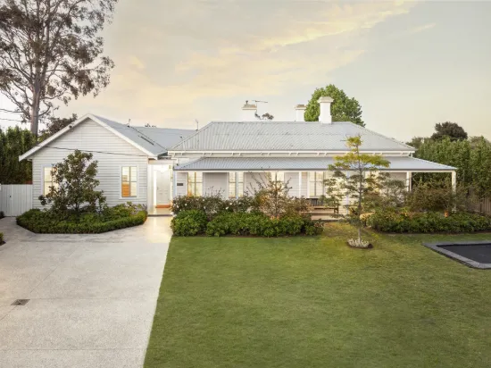'Oakfield'  A Landmark Homestead, Exceptional Family Living
