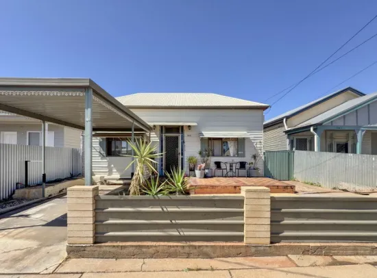2 house on 1 title - 6% rental yield