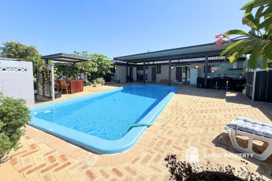 Hamersley Gem with Outdoor Haven