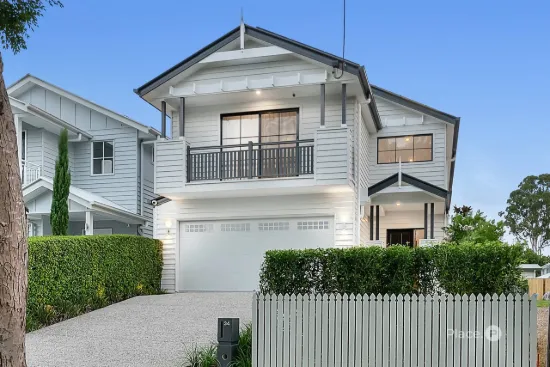 Modern Family Home on Ashgrove Fringe