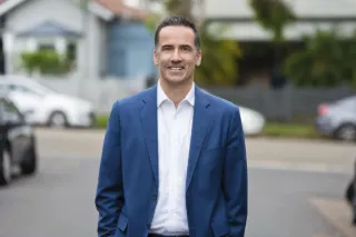 Mark Bowis - Real Estate Agent