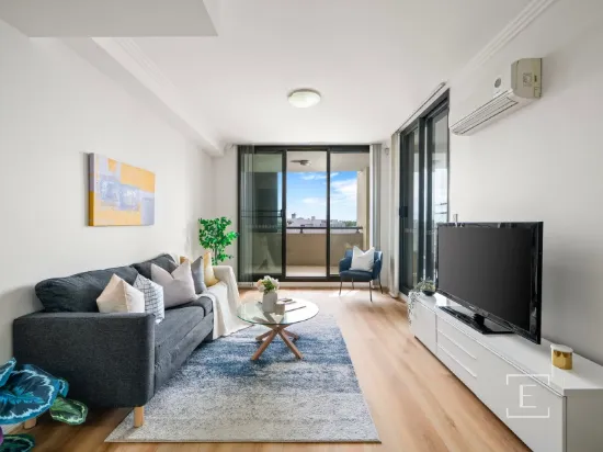  Biggest & Best Value 1 Bed Plus Study in Parramatta!