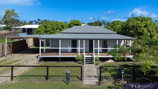 Charming Queenslander Just Steps from the Foreshore
