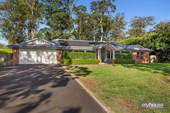 Space, Potential & Dual Living Option on a Beautiful 3,007m2 Allotment!