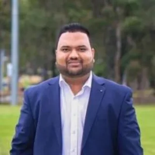 Aman Puri - Real Estate Agent