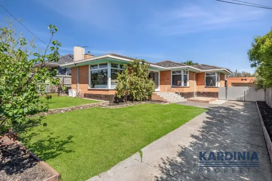 Charming Grovedale Classic