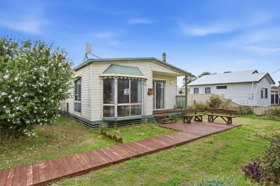Easy Living on a Spacious Bridgewater Allotment