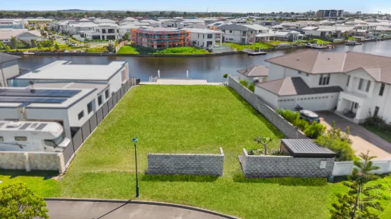 Rare 854m² North-Facing waterfront block with 18.4m water frontage