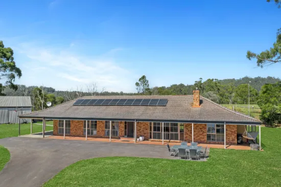 Dream Lifestyle Property on 10  acres
