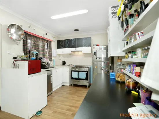 Country Lifestyle on 2.5 Acres, Close to Major developments- endless potential