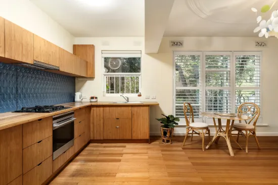 Quiet and Secure in leafy Street.