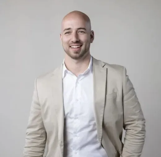 Nik Brozinic - Real Estate Agent at Carter and Co Agents - Braddon