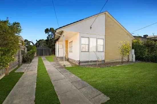 Unlock the Potential - Prime Property in the Heart of Doveton!