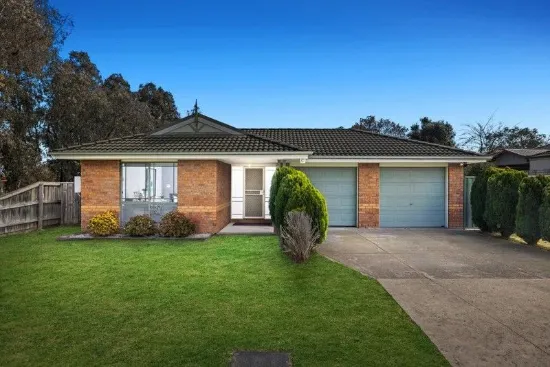 Spacious Family Haven with Modern Comforts
