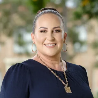 Ramona Ahmed - Real Estate Agent