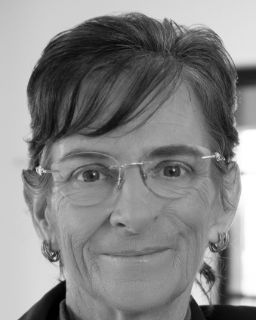 Diane Maxwell - Real Estate Agent