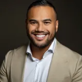 Fernando  Capati - Real Estate Agent From - Raine & Horne - Rouse Hill