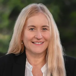 Vanessa Mather - Real Estate Agent