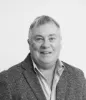 Peter Hassell - Real Estate Agent - Zephyr Real Estate - PELICAN POINT