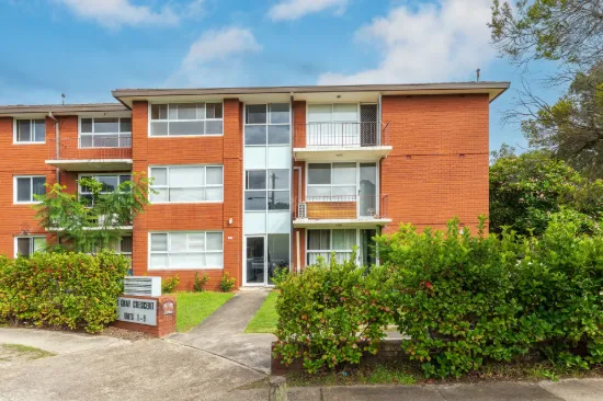 Convenience, Comfort & Lifestyle in a Quiet Cul-de-Sac Setting