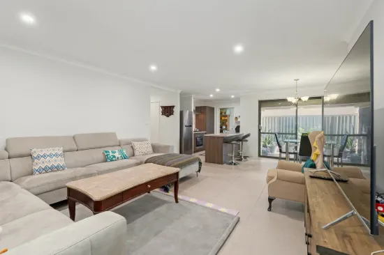 Modern Comfort & Low-Maintenance Living in Prime Queens Park