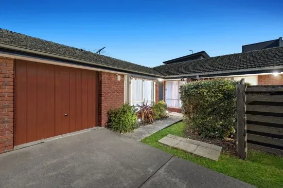 Perfect Start or Easy Investment in Central Cranbourne