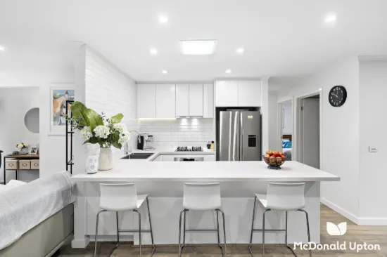 Spacious Rear Unit in Boutique Essendon Setting