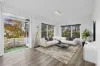 Modern, Peaceful and Centrally Located Apartment - Walk Everywhere


