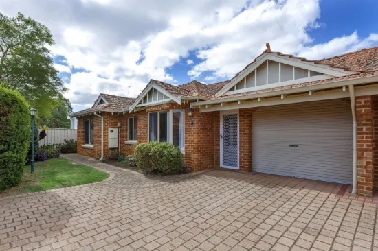 RELAXED OVER 55'S LIVING IN BEAUTIFUL PLEASANT GROVE