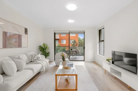 Boutique Complex in Prime Mortdale 
