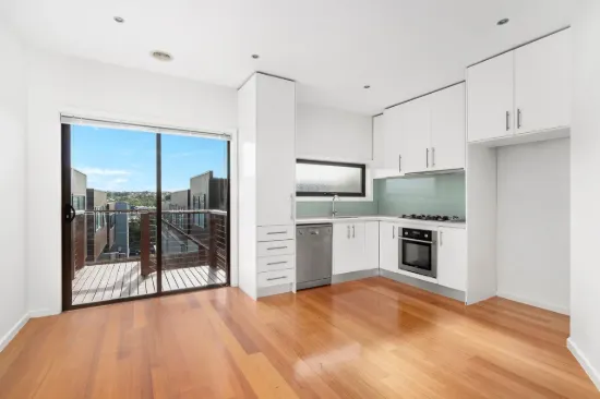 Priced To Sell - Minutes from Train Station!