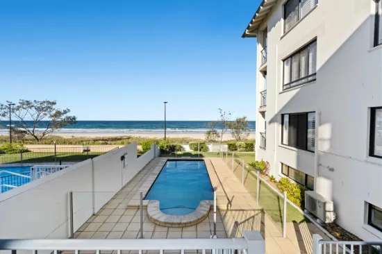 Absolute Beachfront Living - One of Five on 1,136 m² Block
