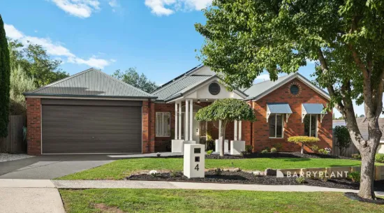 Spacious Family Living with Side Access & Huge Backyard Appeal