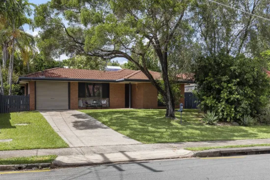 Lowset Family Home in Quiet Ferny Hills Pocket