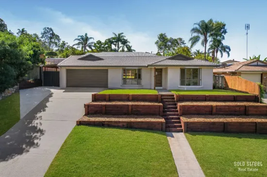 STYLISH, SPACIOUS, SUPERB !